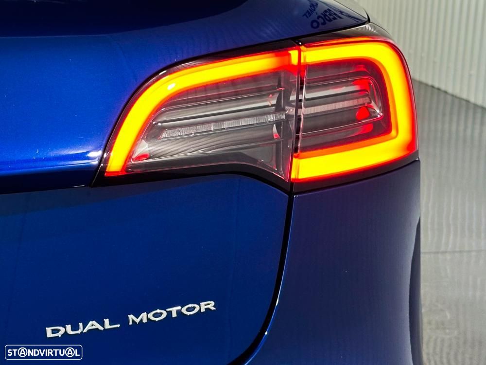 Tesla Model 3 Long Range AWD Dual Motor - 55
