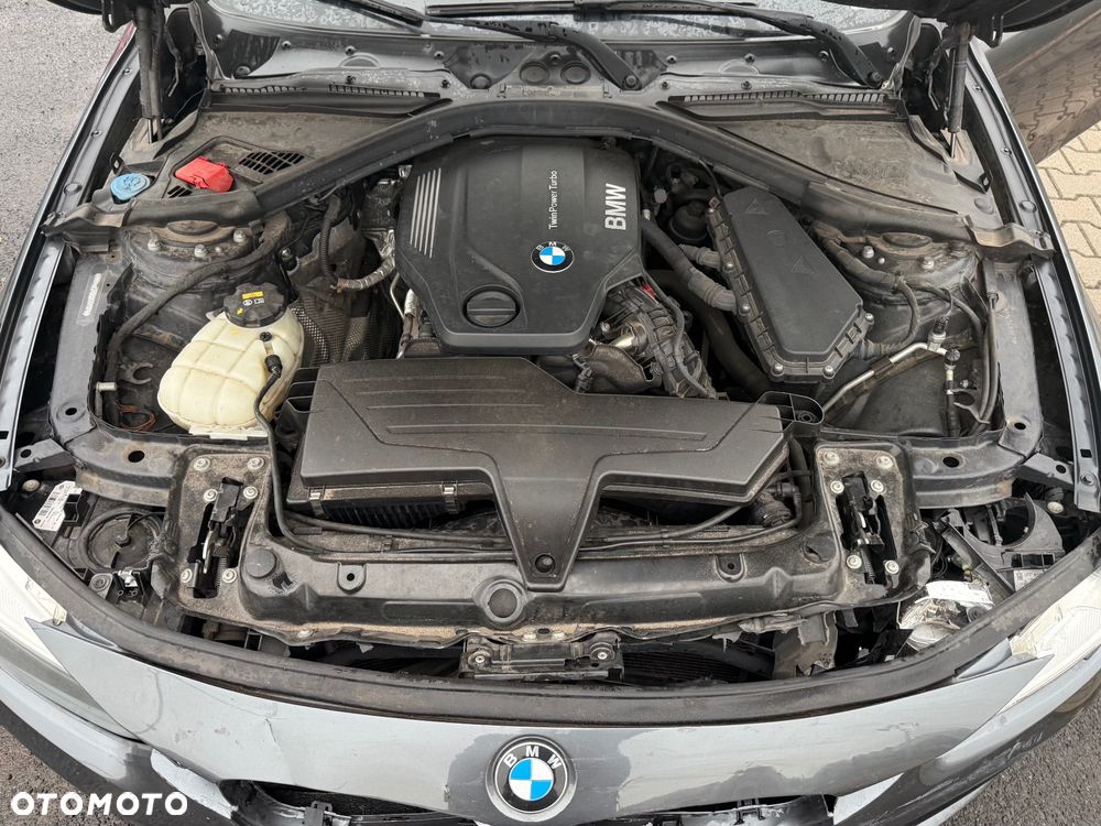 BMW Seria 3 318d Modern Line - 14
