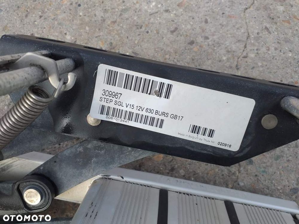 Elektrycznie rozkładany stopień THULE do Kampera Przyczepy - 2