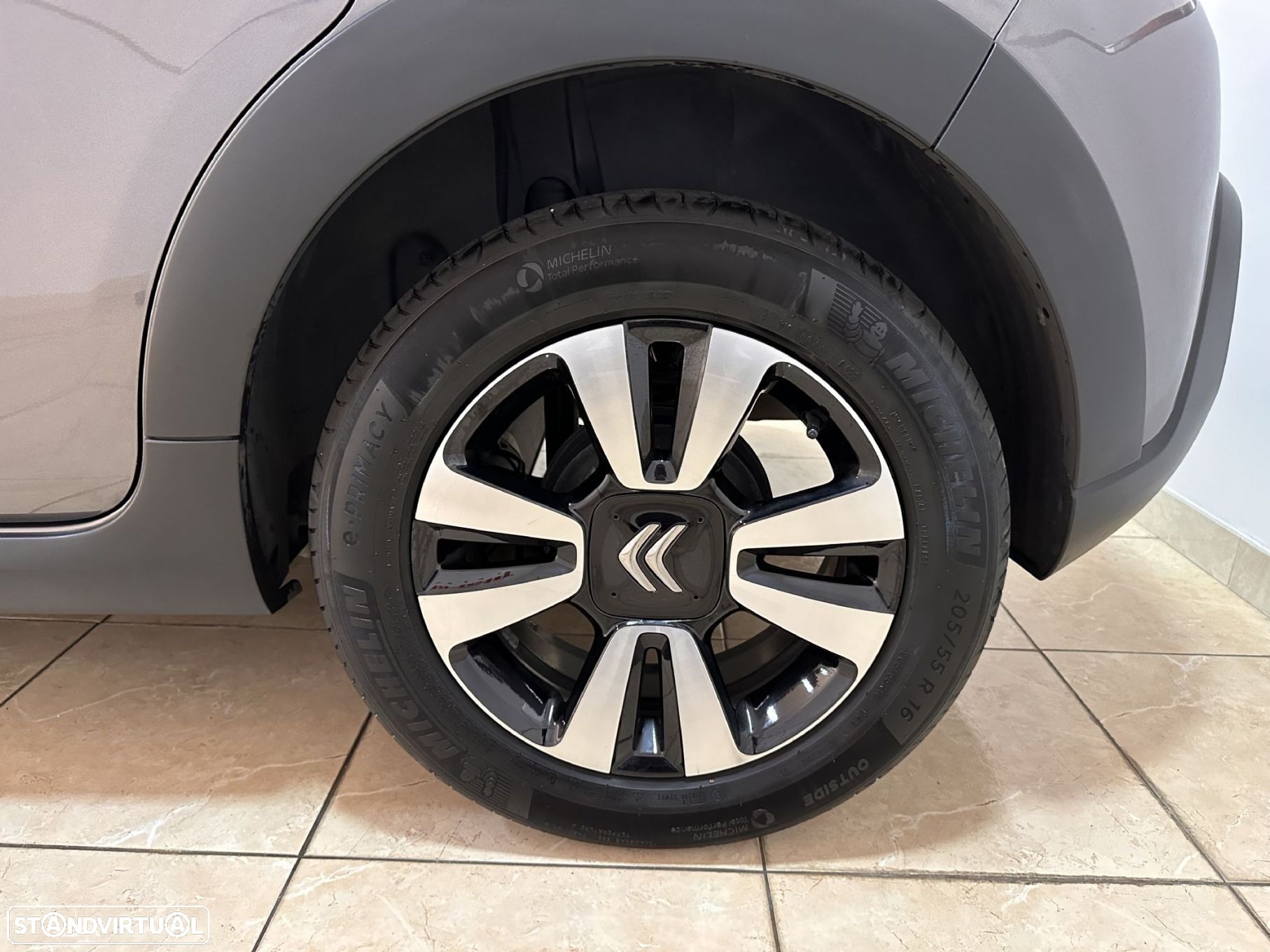 Citroën C3 1.2 PureTech C-Series - 10