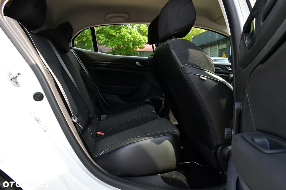 Renault Megane 1.2 Energy TCe Intens - 7