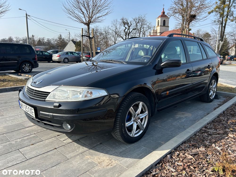 Renault Laguna - 1