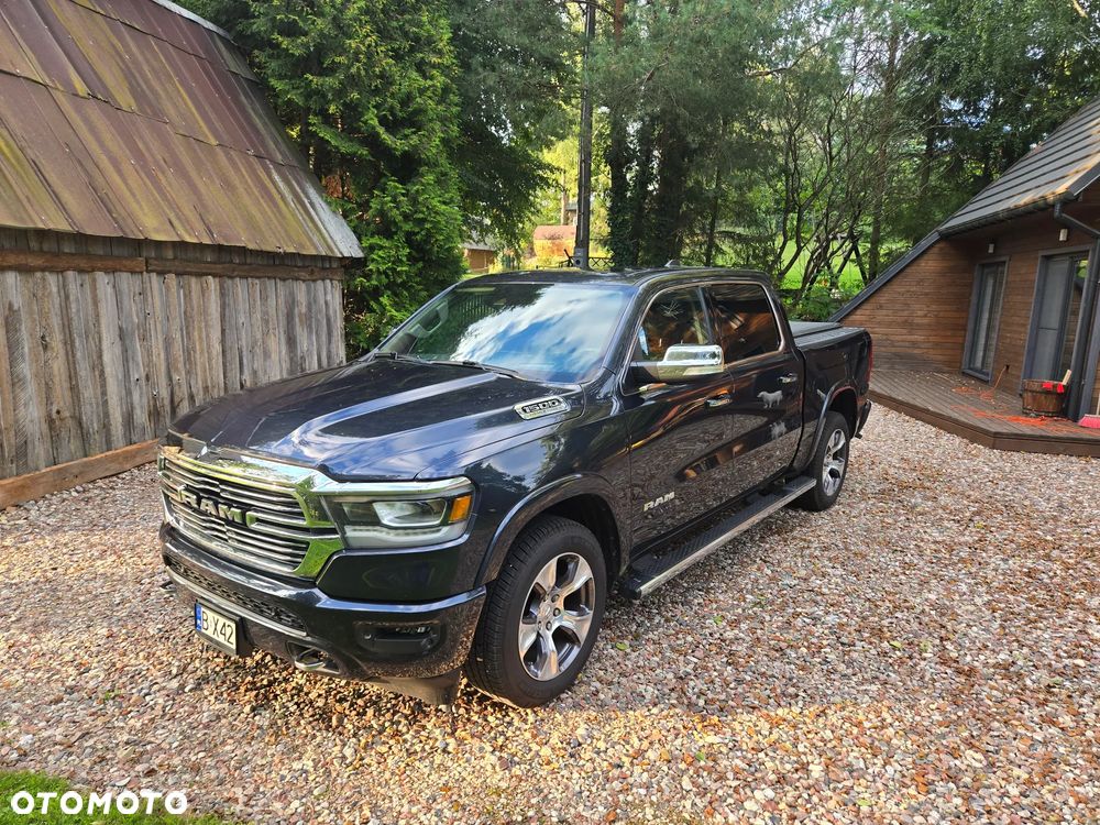 RAM 1500 5.7 eTorque Crew Cab Shortbed Laramie Chrome - 14
