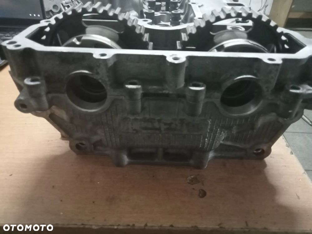 głowica citroen peugeot 1.2 thp 9808067110 po regeneracji - 4