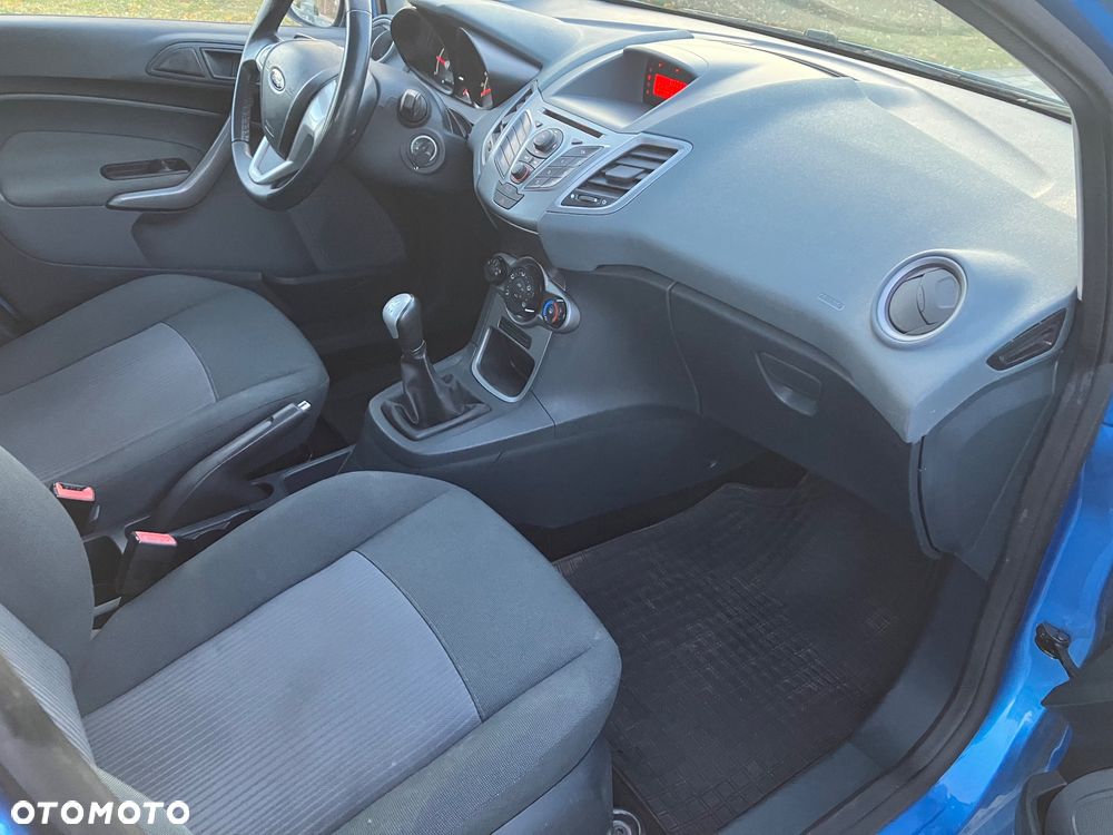 Ford Fiesta 1.25 Ambiente - 8
