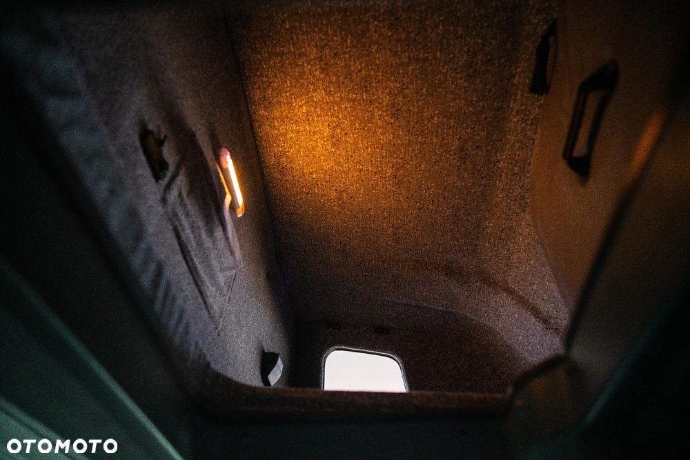 Mercedes-Benz Sprinter - 17