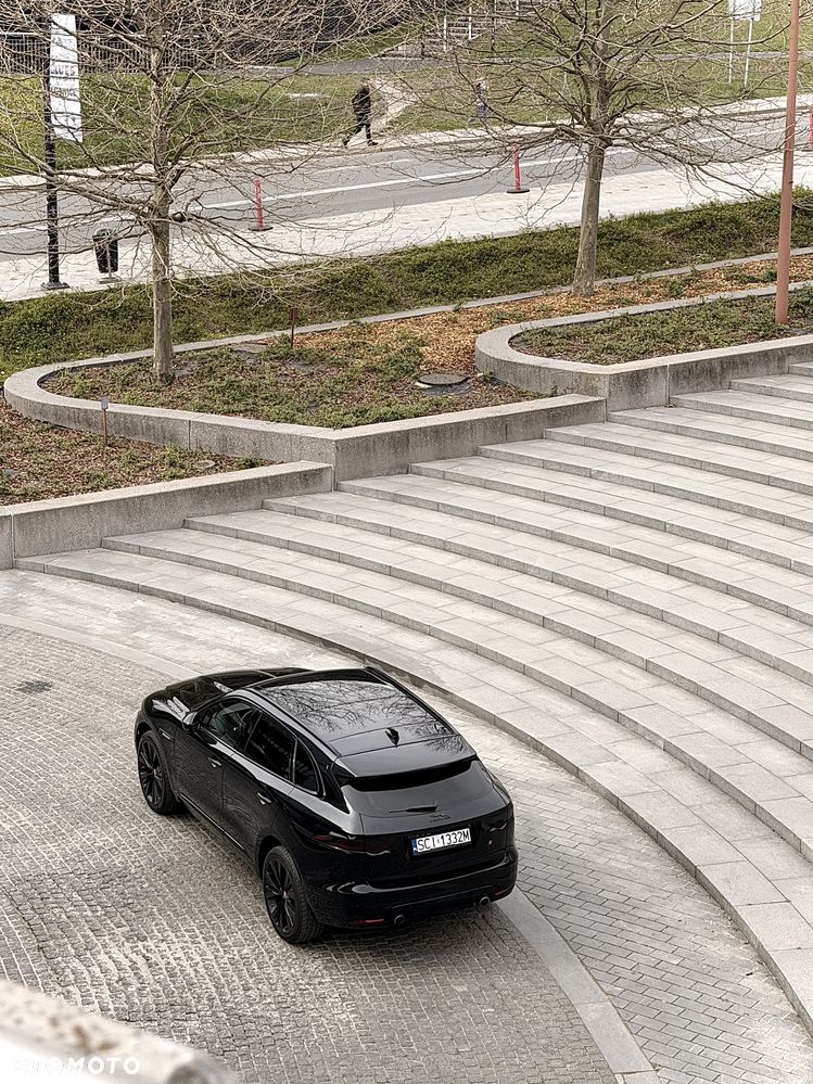Jaguar F-Pace 3.0 V6 AWD S - 28
