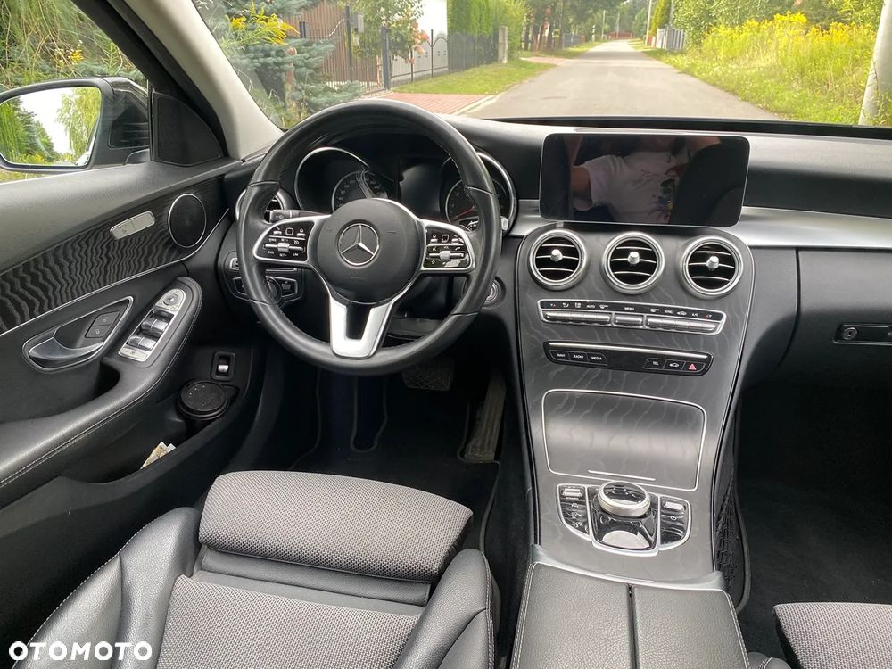 Mercedes-Benz Klasa C 180 9G-TRONIC - 11