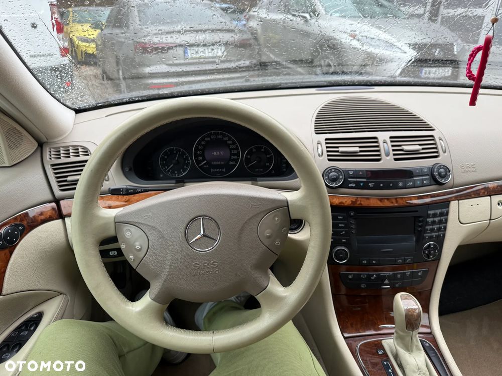 Mercedes-Benz Klasa E 320 CDI T Elegance - 12