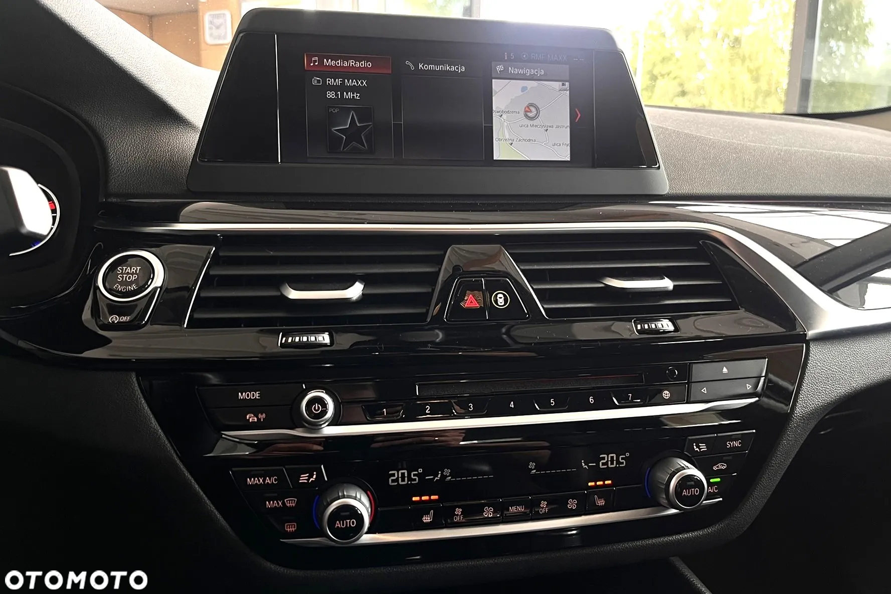 BMW Seria 5 530i Touring - 17