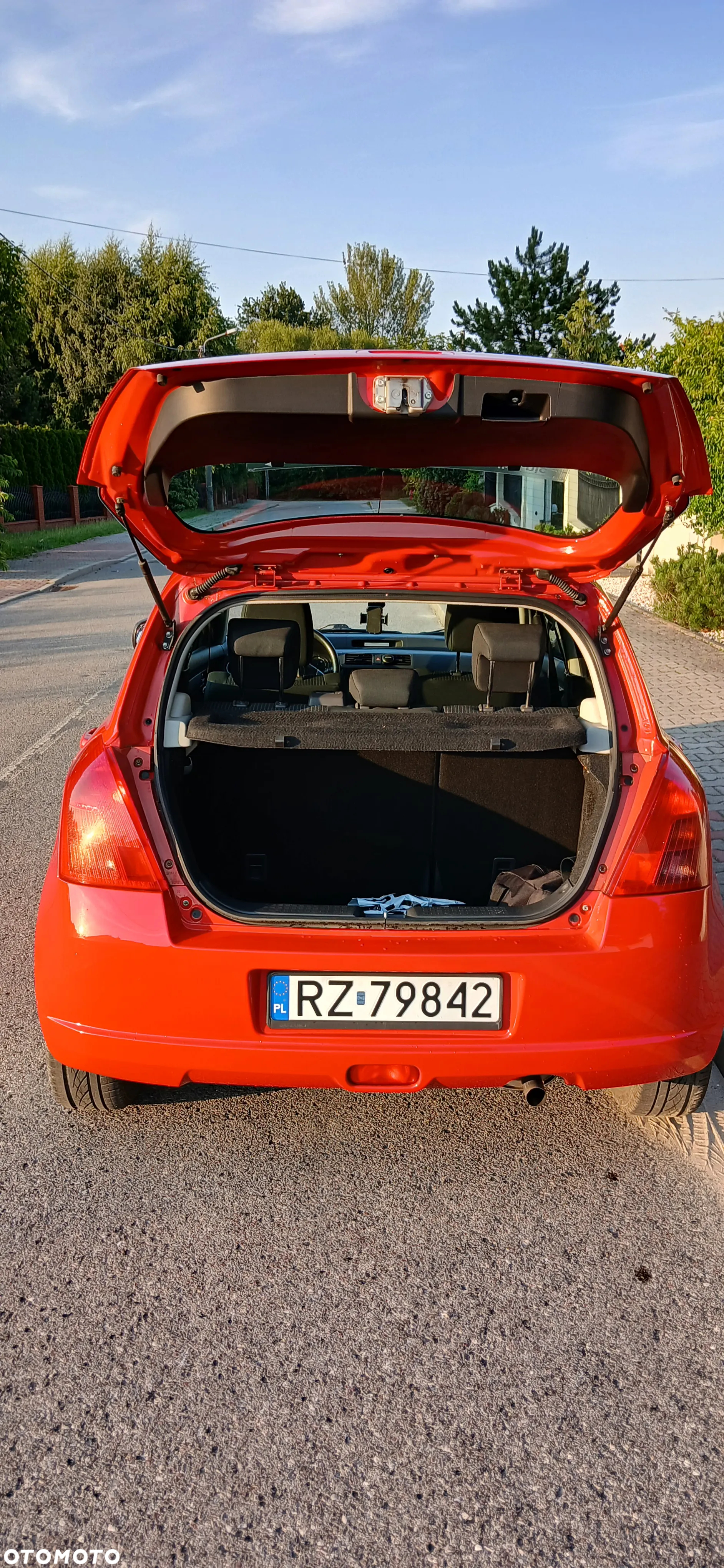 Suzuki Swift - 25