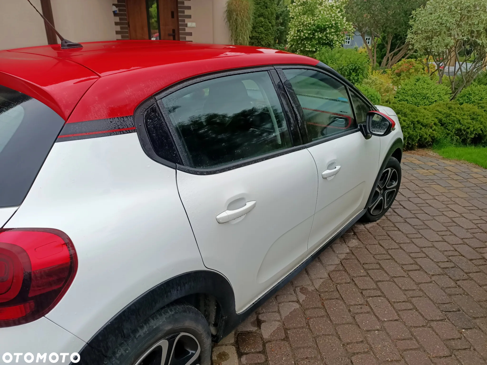 Citroën C3 1.2 PureTech Shine S&S EAT6 - 4