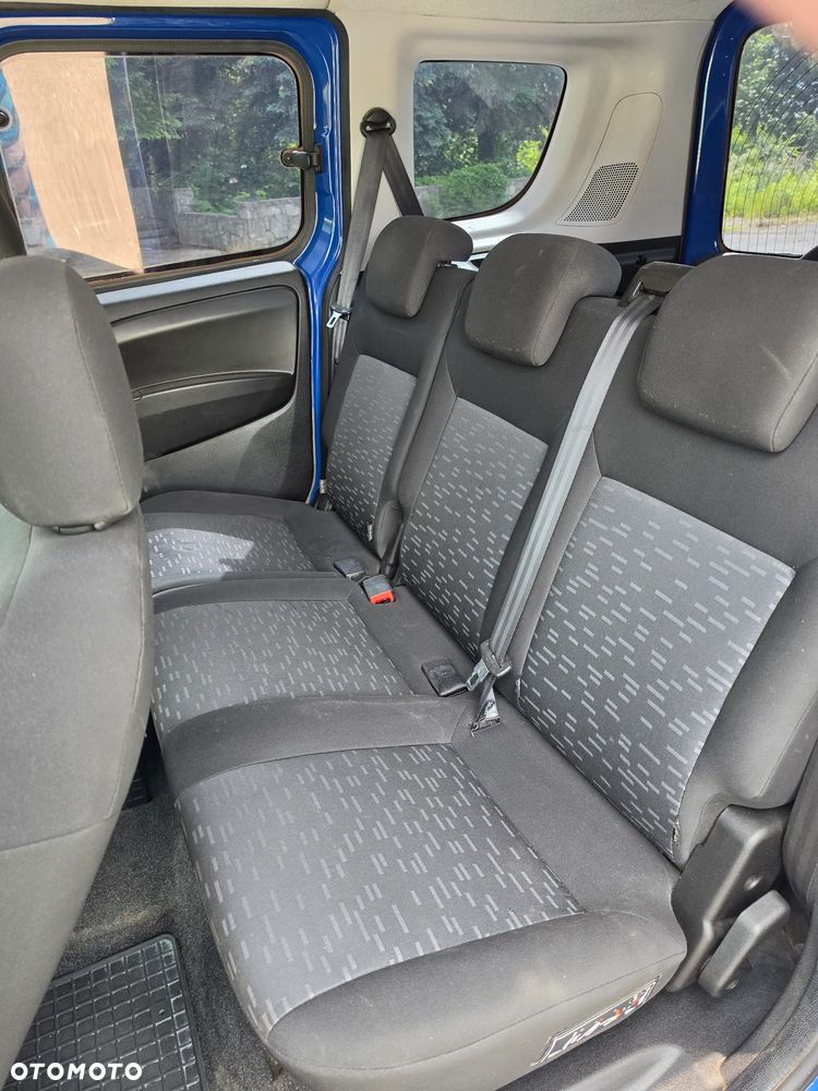 Opel Combo 1.4 Enjoy - 26