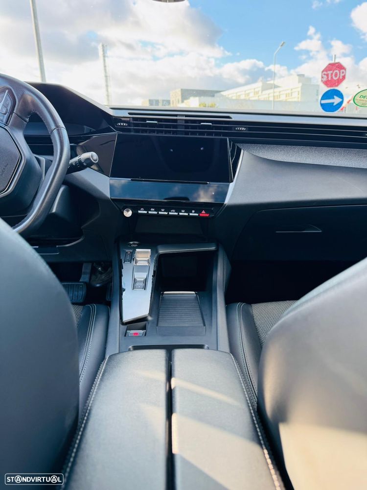 Peugeot 308 1.6 Hybrid GT Pack e-EAT8 - 9