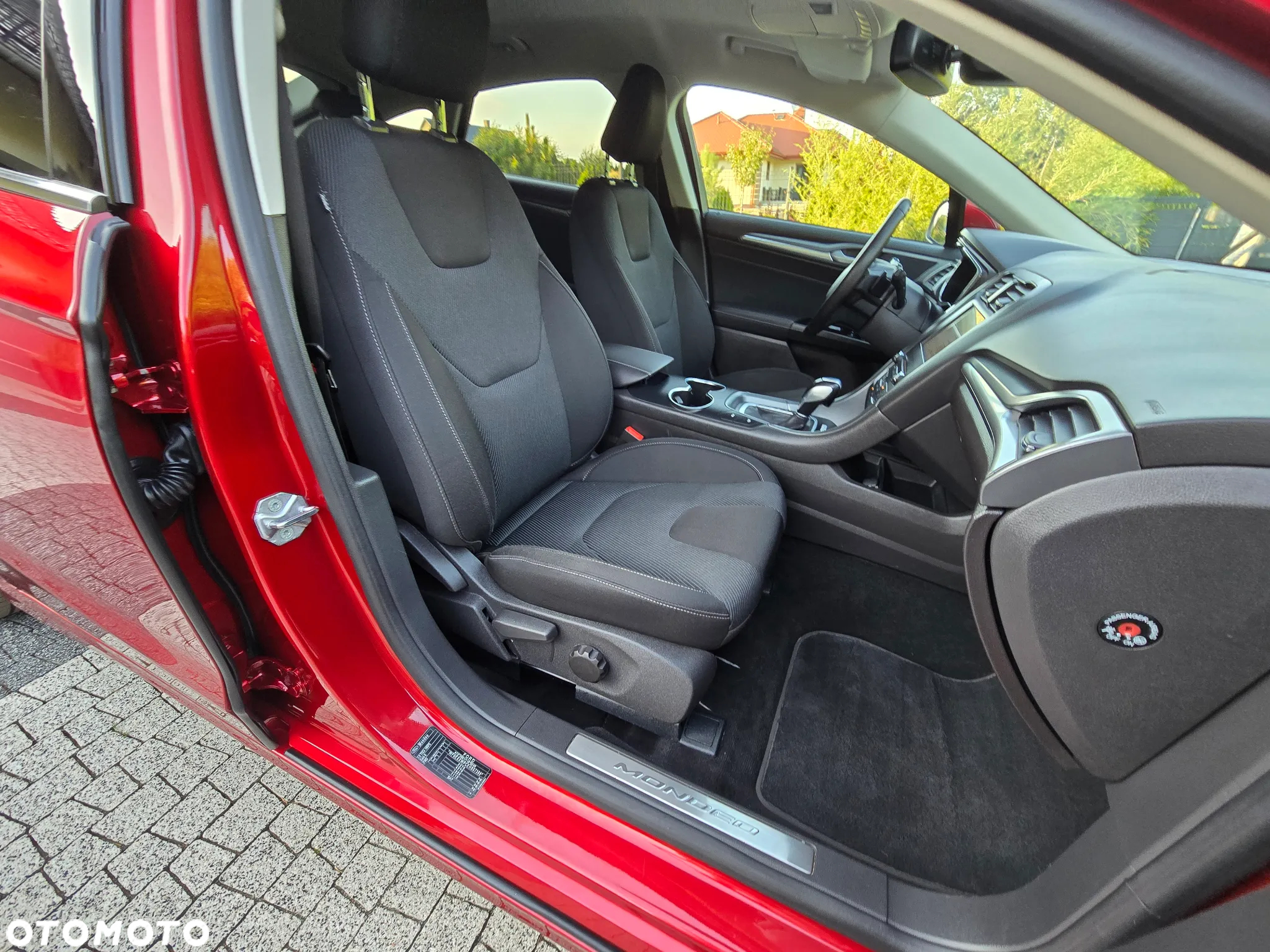Ford Mondeo 2.0 TDCi Titanium PowerShift - 9