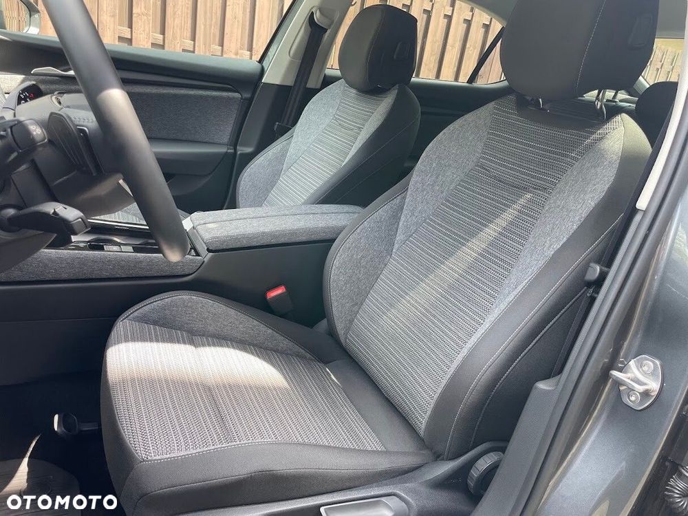 Skoda Superb 2.0 TDI SCR 4x4 Edition 130 DSG - 12
