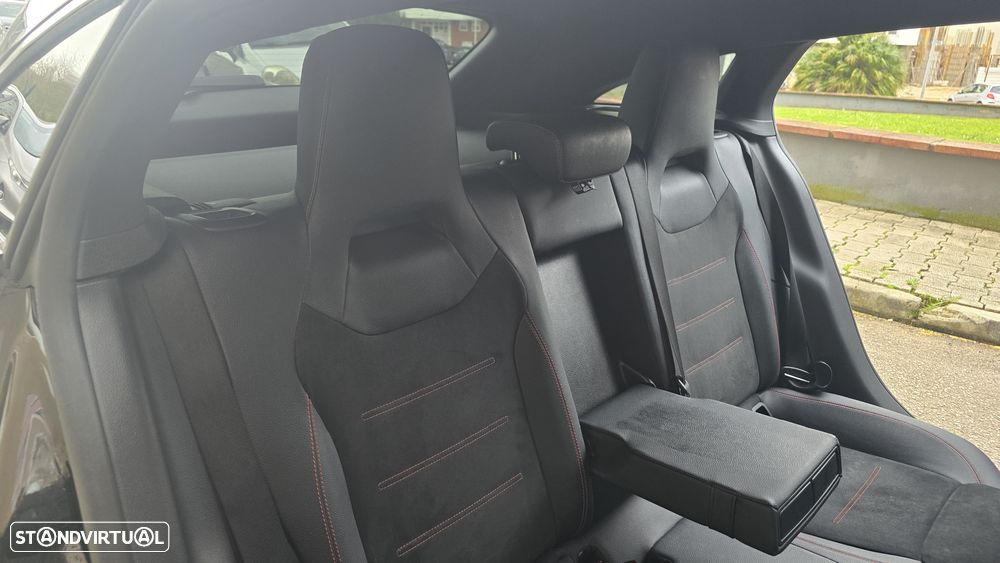 Mercedes-Benz CLA 220 d Shooting Brake AMG Line Aut. - 21