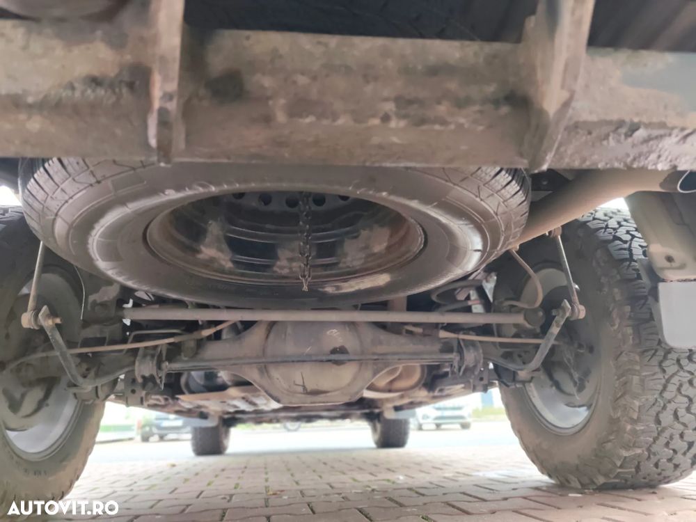 Nissan Navara 2.3 dCi Bi Turbo Double Cab N-Connecta - 30