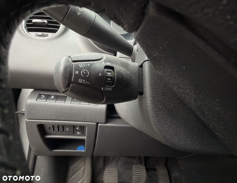 Peugeot 3008 1.6 BlueHDi Style S&S - 20