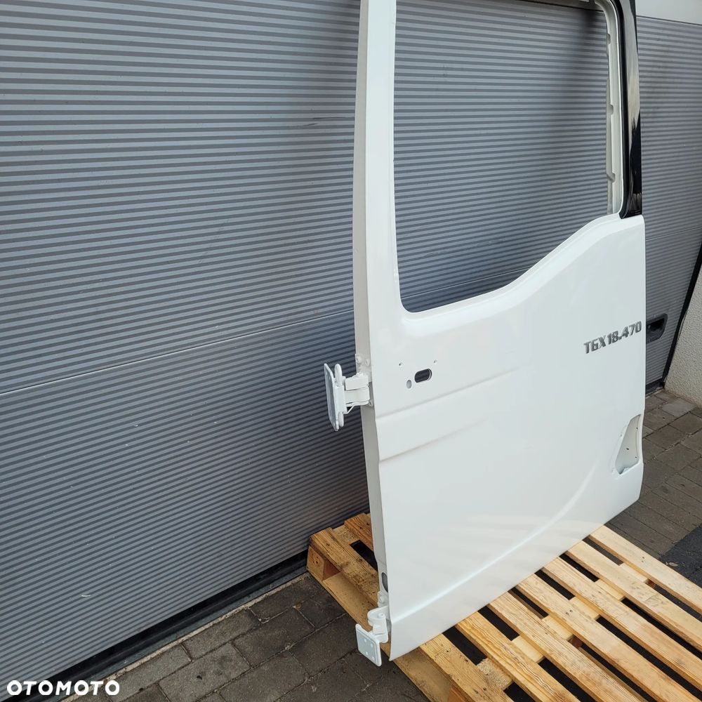 DRZWI LEWE MAN TG3 TGX NM ORYGINAŁ RAL 9010 CHWALIM116 - 3