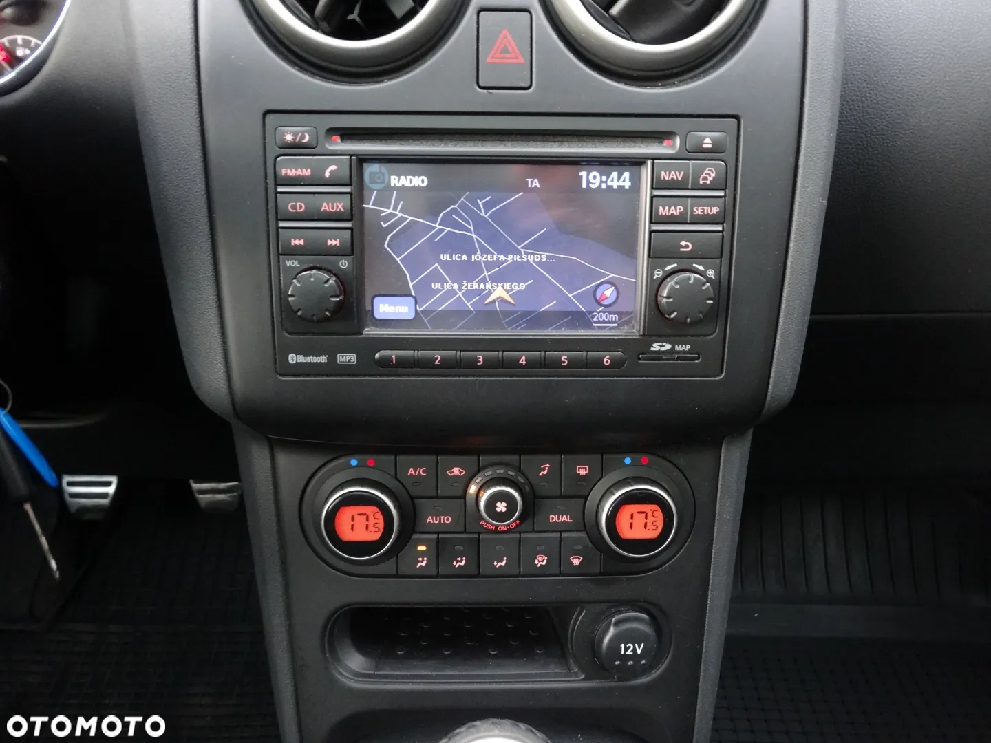 Nissan Qashqai 2.0 tekna - 28