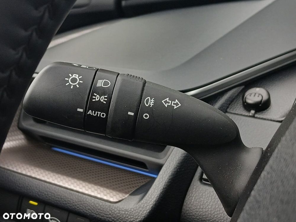 Toyota Prius - 31