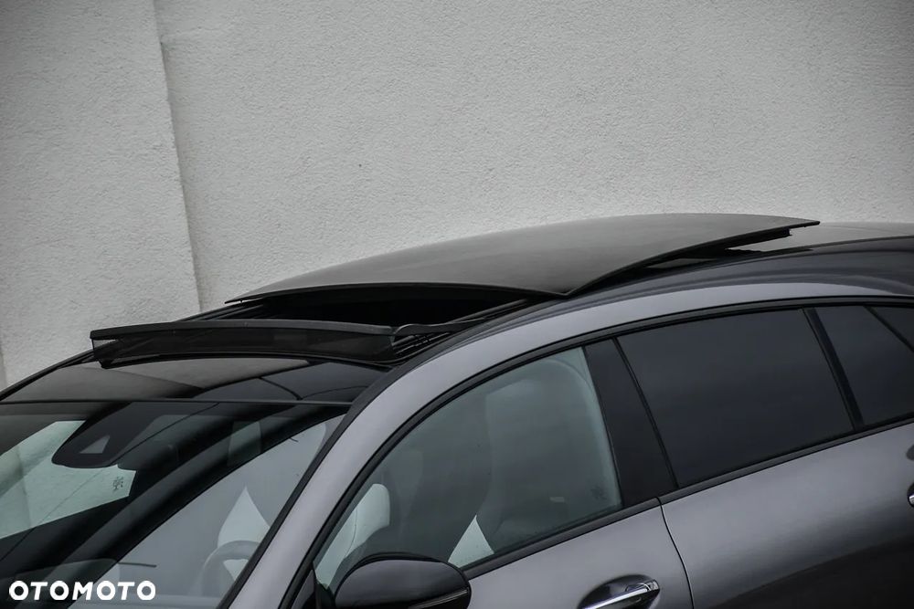 Mercedes-Benz CLA 200 d AMG Line 8G-DCT - 12