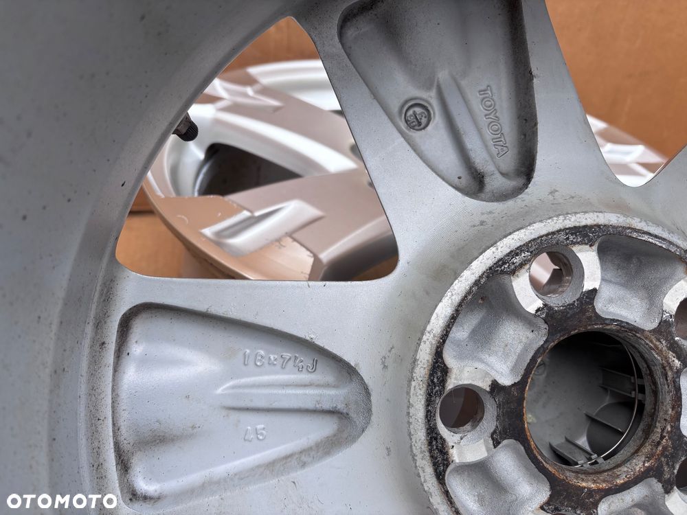 Toyota Rav4 Rav 4 Oryginalne Felgi Aluminiowe Pierścień 7,5 18 Et45 5x114,3 7.5J 18” Czujniki Ciśnienia - 7