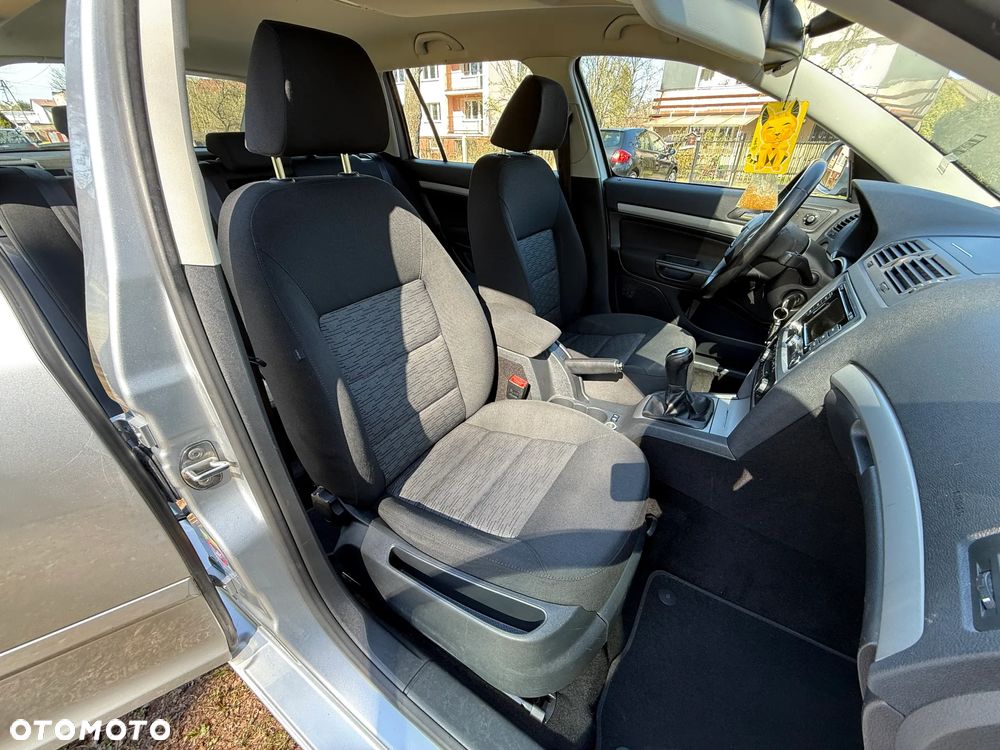 Skoda Octavia 1.6 TDI DPF 4x4 Ambition - 25