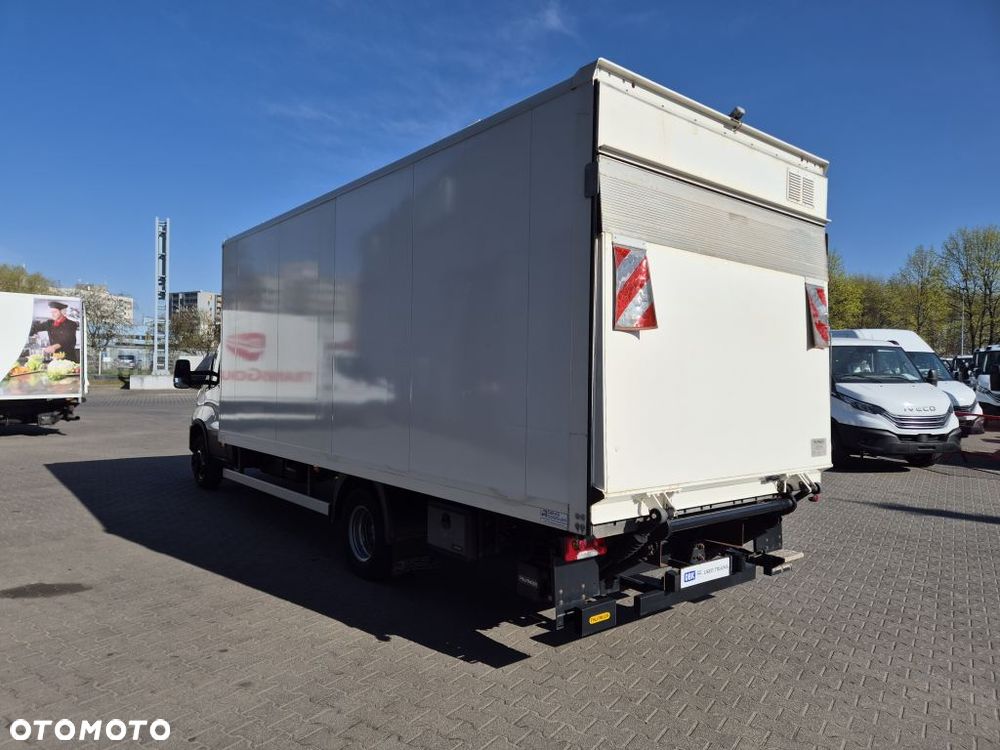 Iveco Daily 70C18 - 14