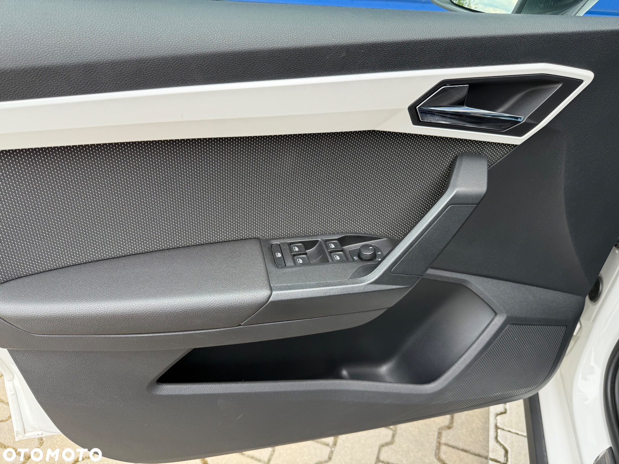 Seat Arona 1.0 Eco TSI DSG XCELLENCE - 10