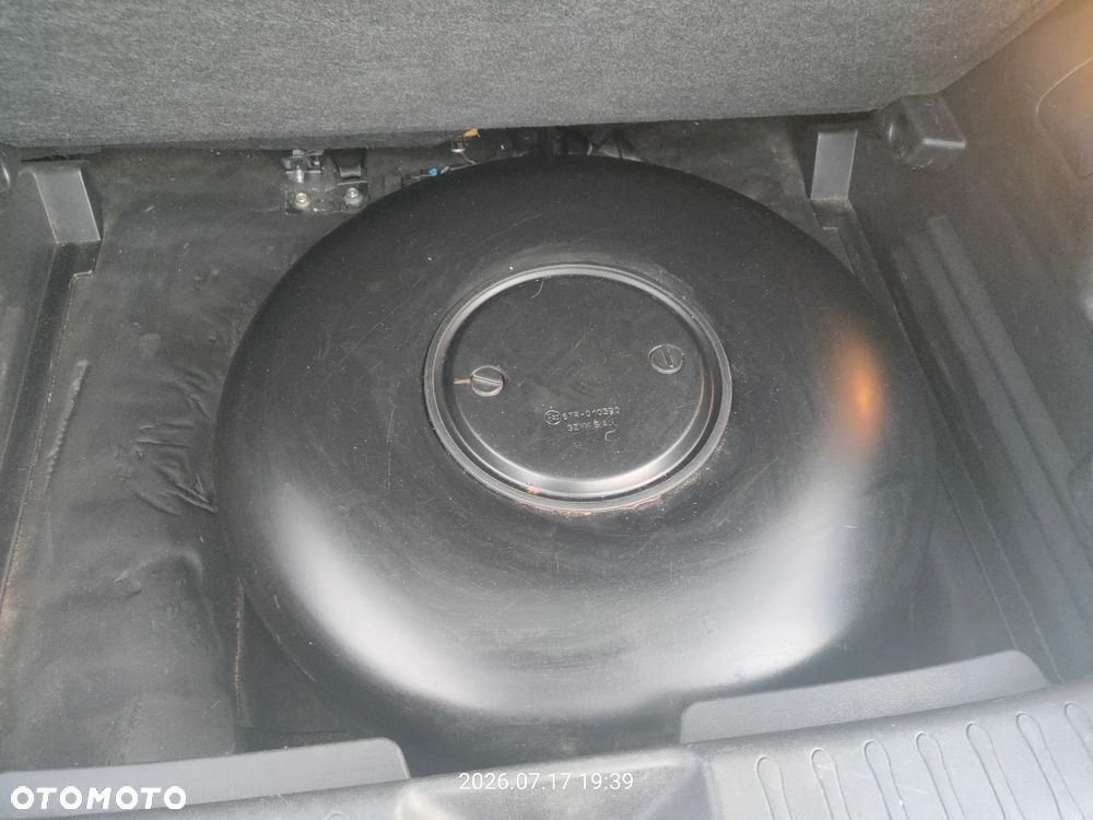 Nissan Juke - 12
