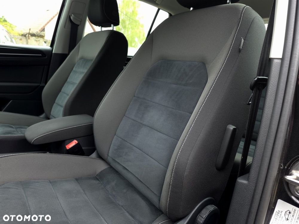 Volkswagen Golf Sportsvan - 16
