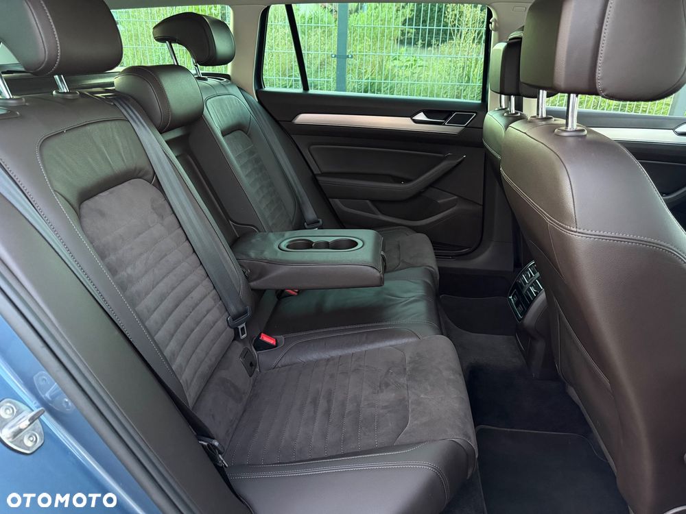 Volkswagen Passat 2.0 TSI BMT Highline DSG - 30