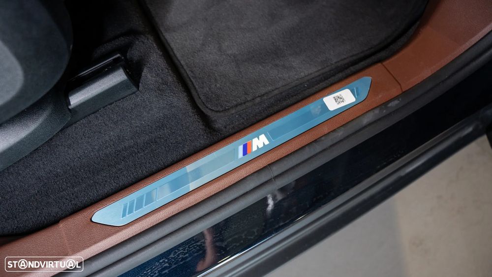 BMW XM 50e - 19