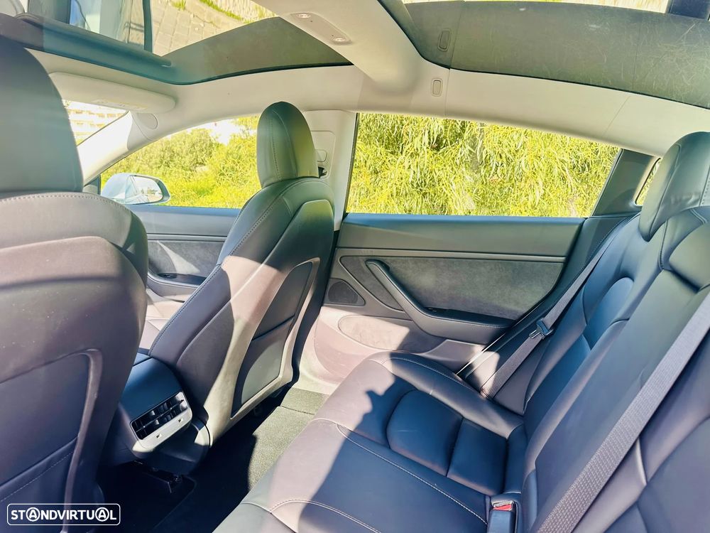 Tesla Model 3 Long Range Tração Integral - 33