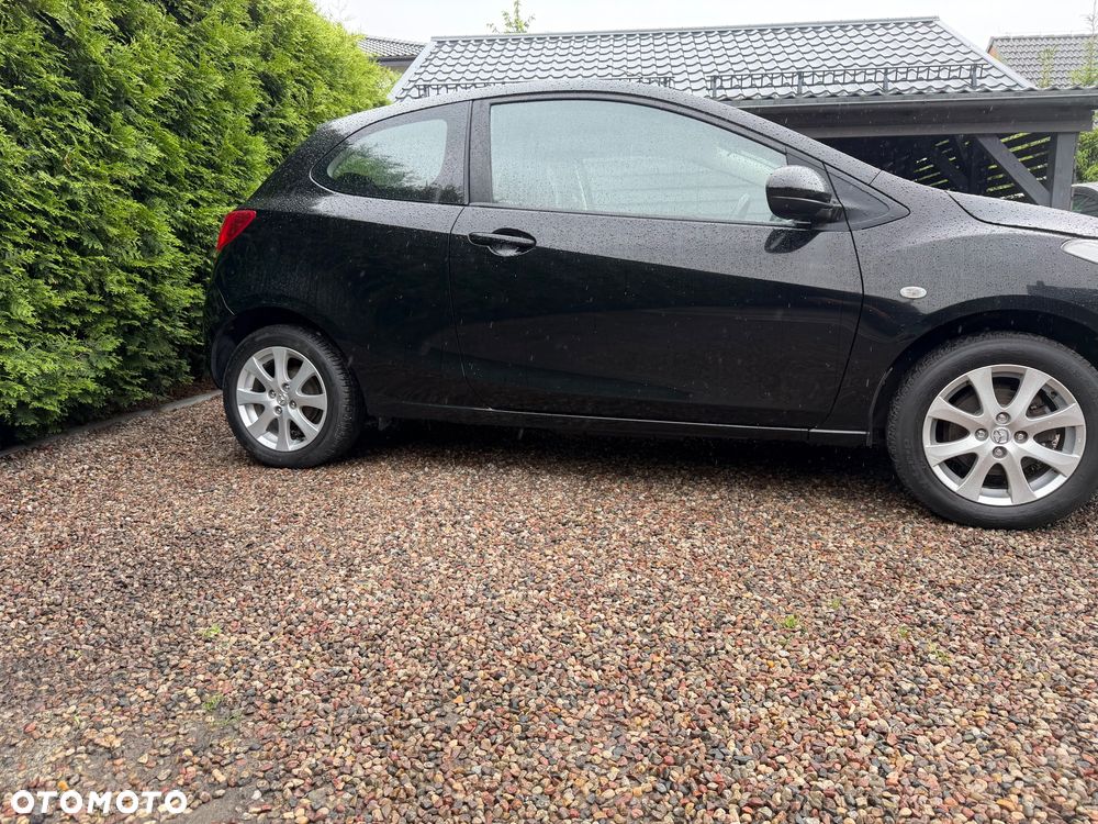Mazda 2 - 11