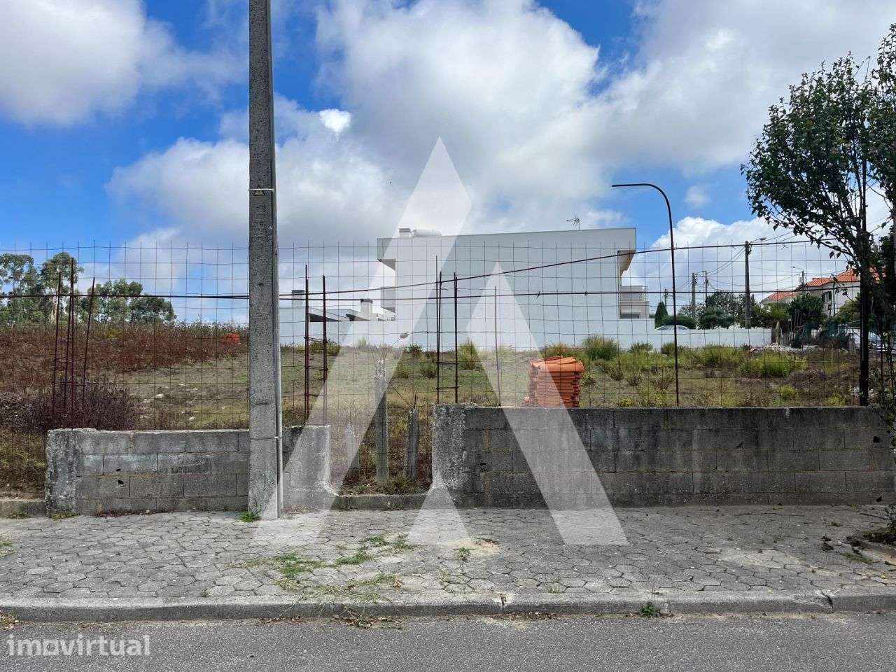 Terreno em Aradas para construção - Grande imagem: 3/16