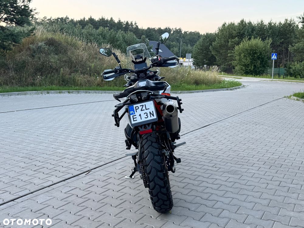 KTM Adventure 890 - 13