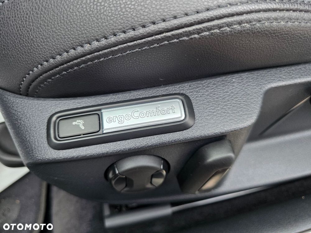 Volkswagen Passat Variant - 12