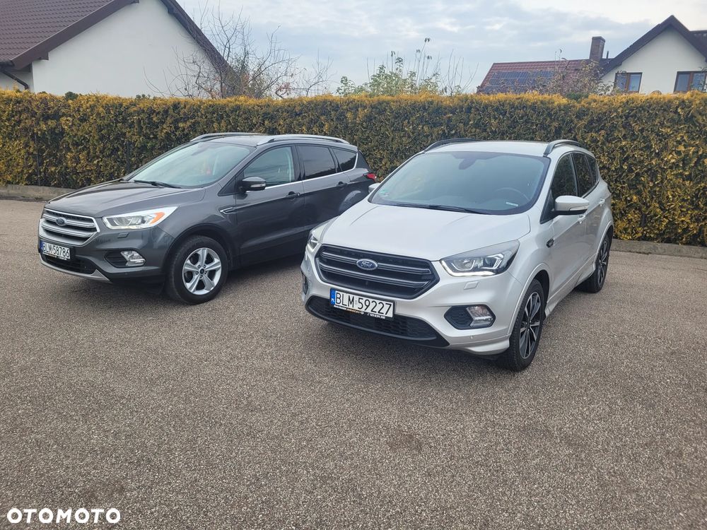 Ford Kuga - 1