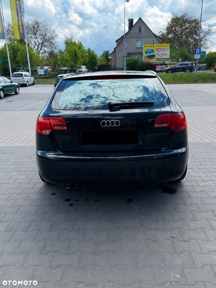 Audi A3 Sportback 2.0 TDI Ambition - 4