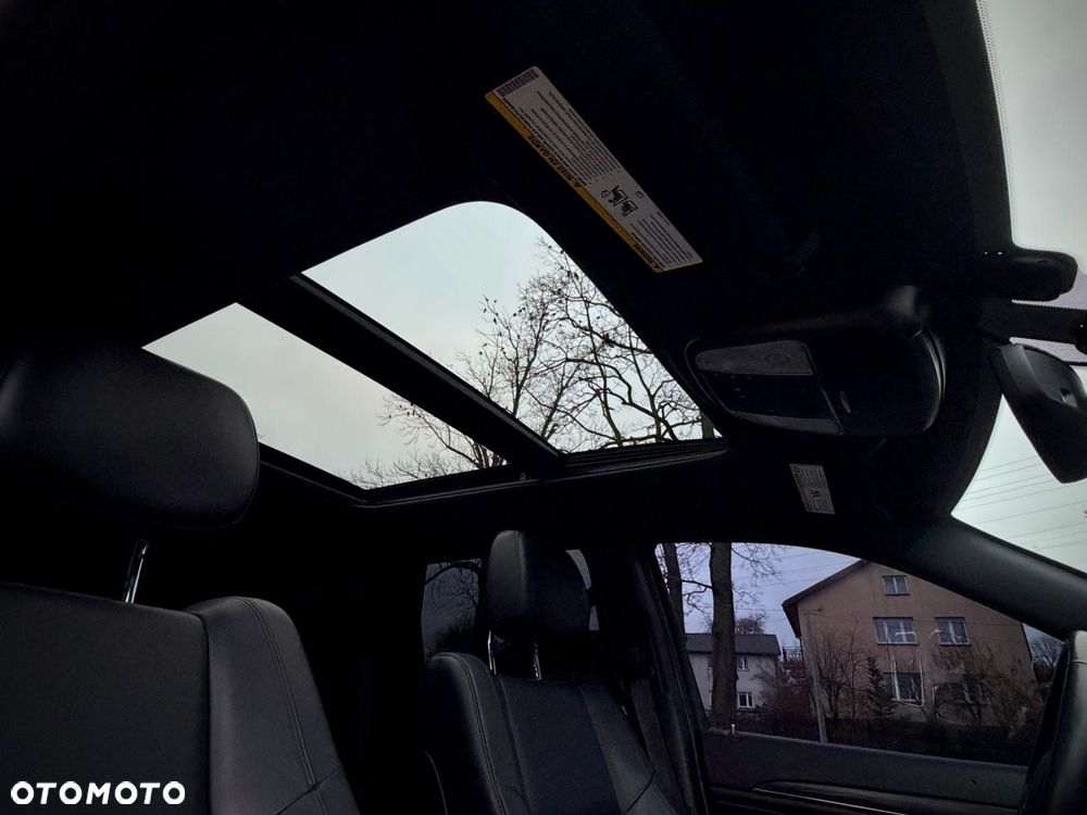 Jeep Grand Cherokee - 7