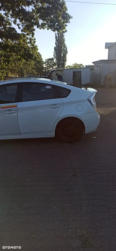 Toyota Prius 1.8 HSD Luna - 13