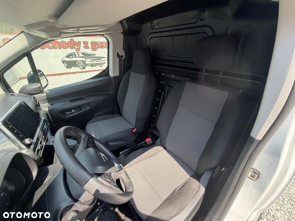 Opel Combo - 17