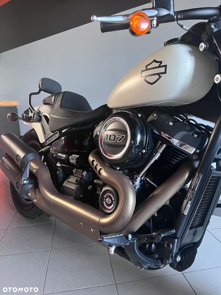 Harley-Davidson Softail Fat Bob - 17