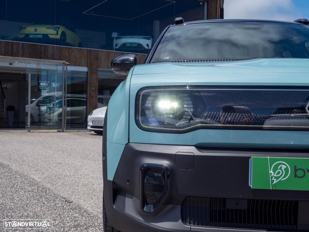 Renault 4 E-Tech 52 kWh Iconic Autonomia Conforto - 7