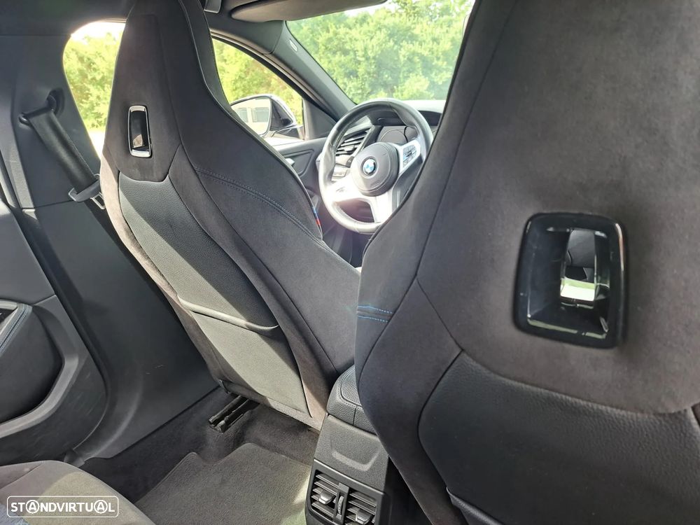 BMW 116 d Pack Desportivo M - 22