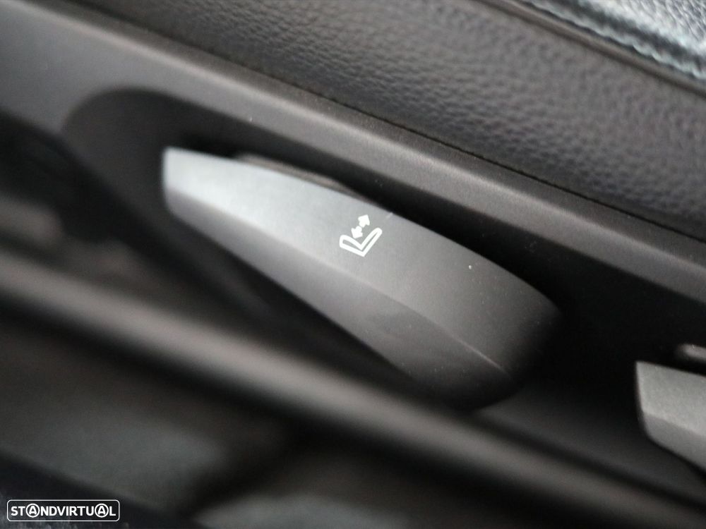 BMW 318 d Sport - 20