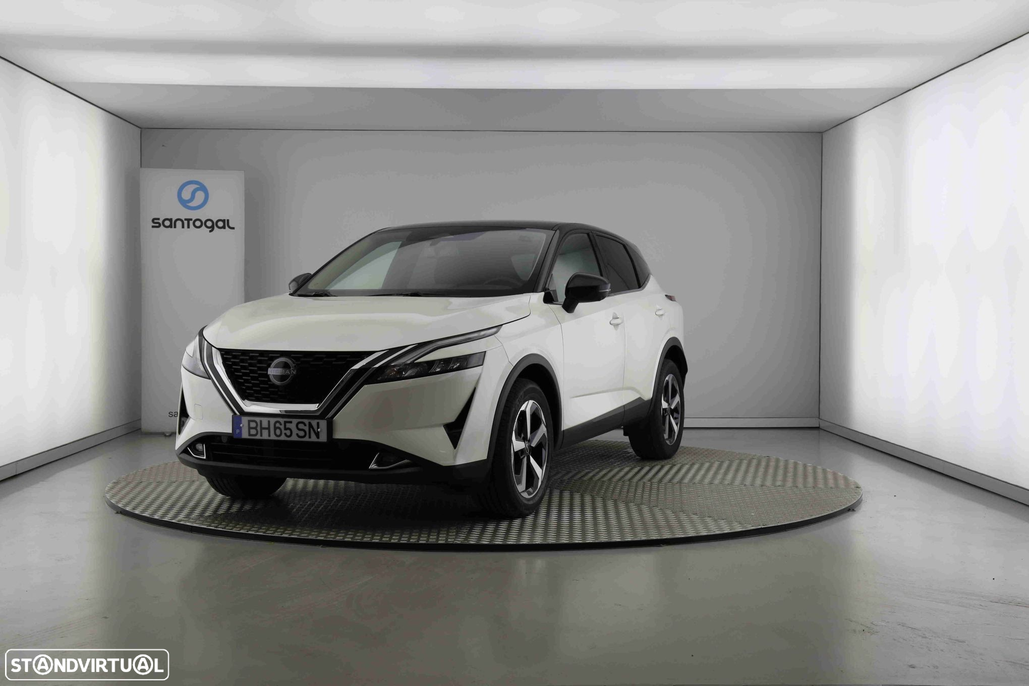 Nissan Qashqai 1.3 DIG-T N-Connecta LED+TT - 4